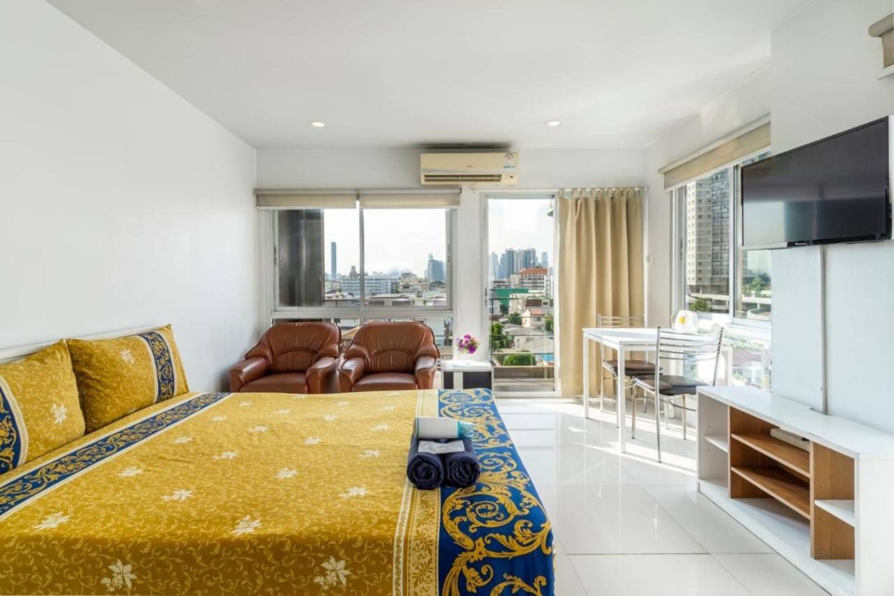 Right Place Sathorn Bangkok Dış mekan fotoğraf